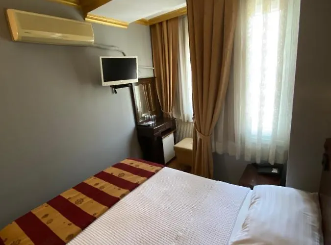 Mehmet Bey * Istanbul