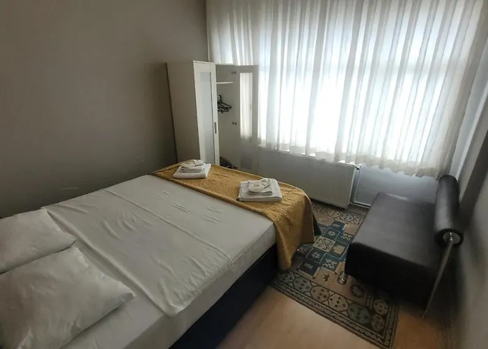 Mehmet Bey * Istanbul