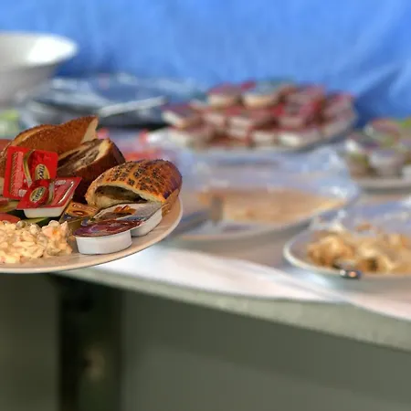 Mehmet Bey Ξενοδοχείο *